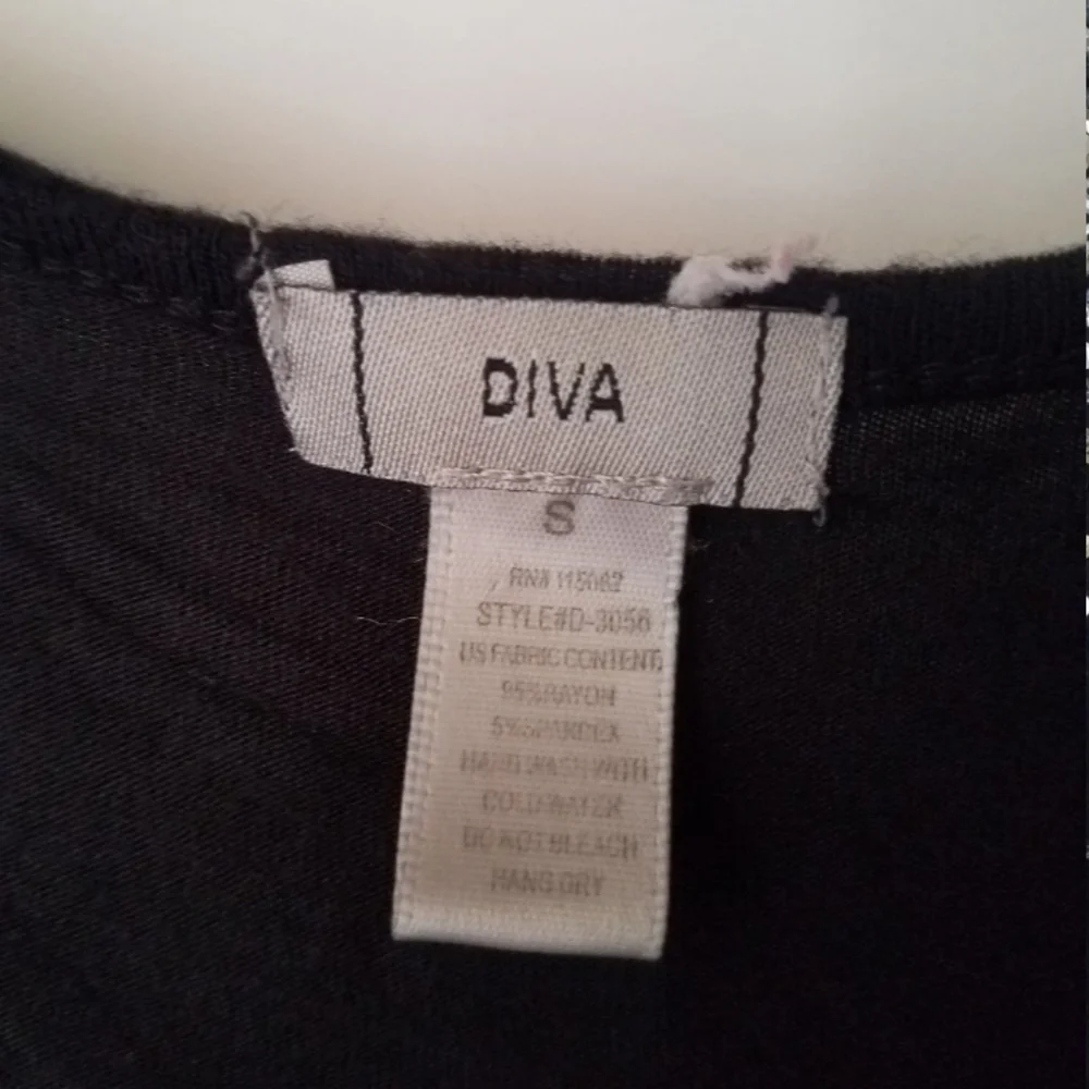 DIVA Sparkly Sequin Sleeveless Top / Black Silver - Picture 3 of 6